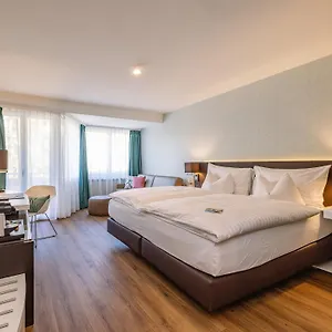Отель Spalentor - Ihr Sympathisches Stadthotel, Базель